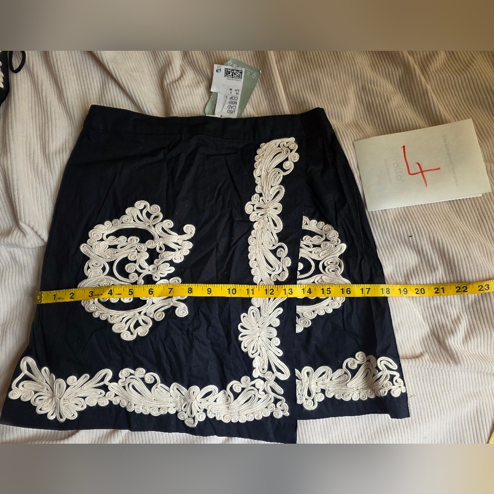 H&M Appliqued A-line Wrap Skirt black Embellishment ecru cotton BNWT - Picture 7 of 16